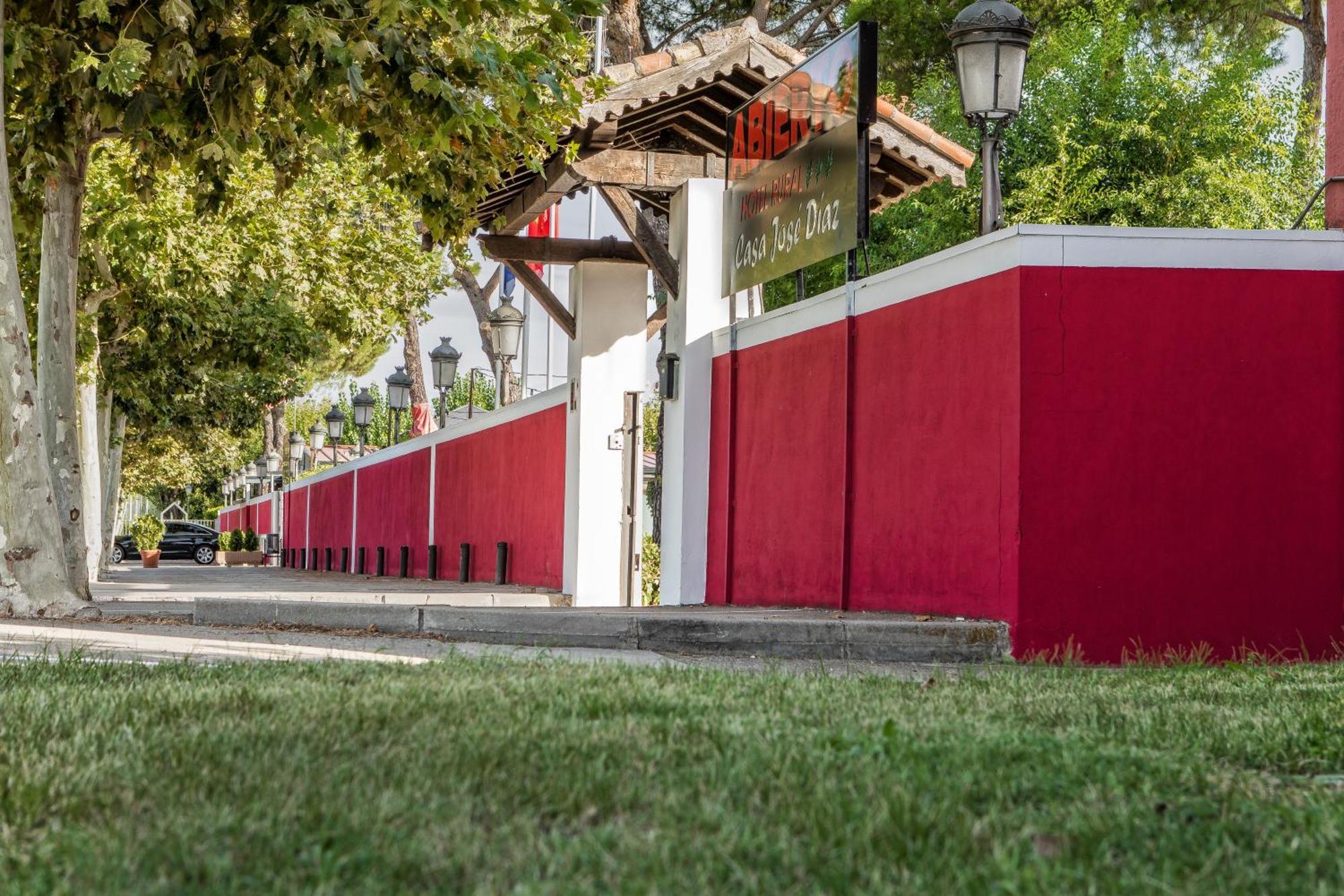 Hotel Casa Jose Diaz San Agustín de Guadalix Dış mekan fotoğraf