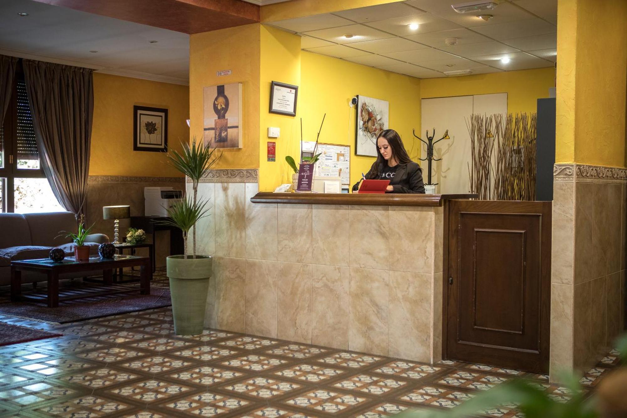 Hotel Casa Jose Diaz San Agustín de Guadalix Dış mekan fotoğraf