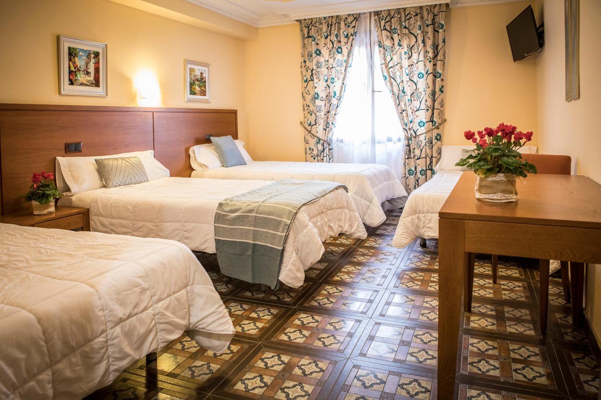 Hotel Casa Jose Diaz San Agustín de Guadalix Dış mekan fotoğraf