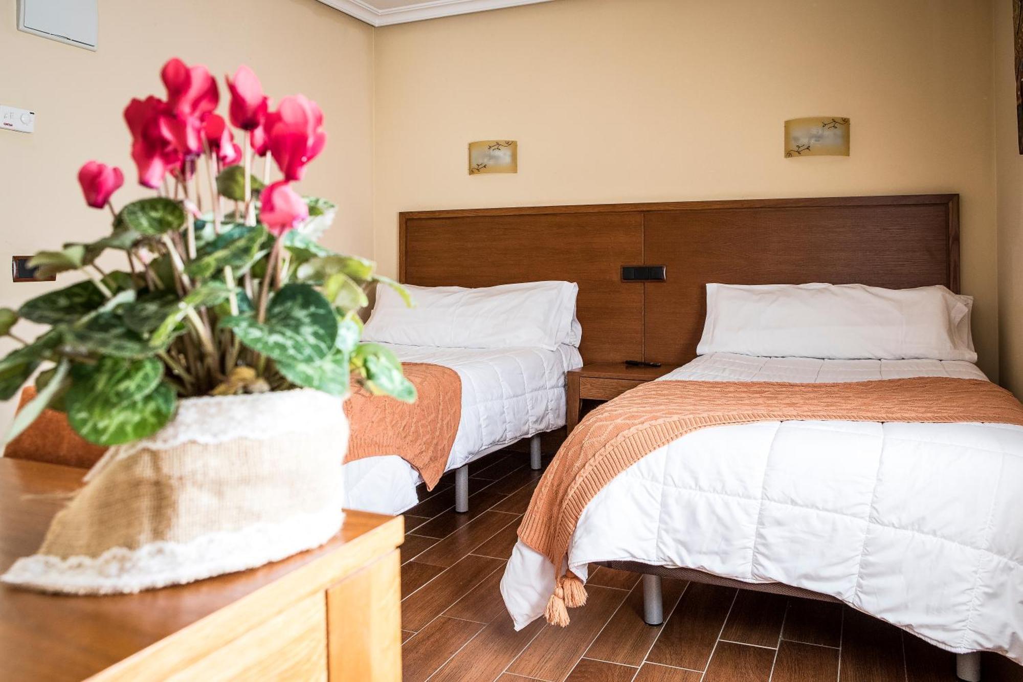 Hotel Casa Jose Diaz San Agustín de Guadalix Dış mekan fotoğraf